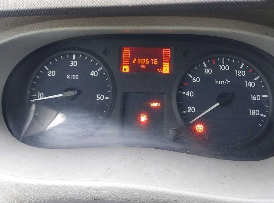 Рено Маскотт Renault Mascott 2010