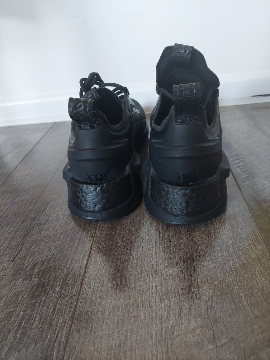 Nowe buty marki adidas