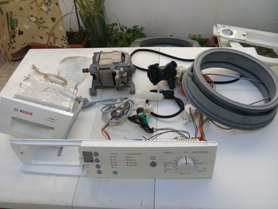 Peças usadas para Máquina de lavar roupa Bosch WAE20164EP - Maxx 7