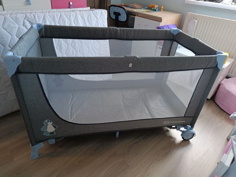 Łóżeczko turystyczne Kinderkraft Joy z materacem