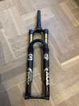 FOX STEP CAST 34 120 boost  29” kashima FIT4