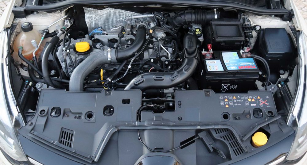 Renault Clio Initiale Paris- 1.2 TCE 120CV 37mil Km - Modelo Exclusivo