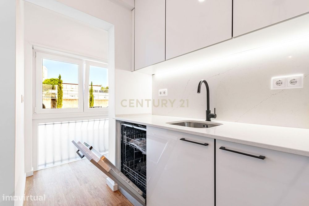 T1 Novo - Pronta para estrear - R/C Alto