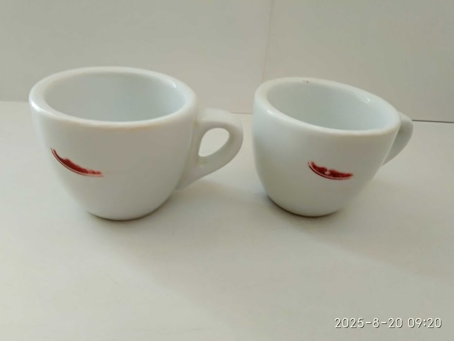 Кофейные чашки,толстый фарфор, цена за все
