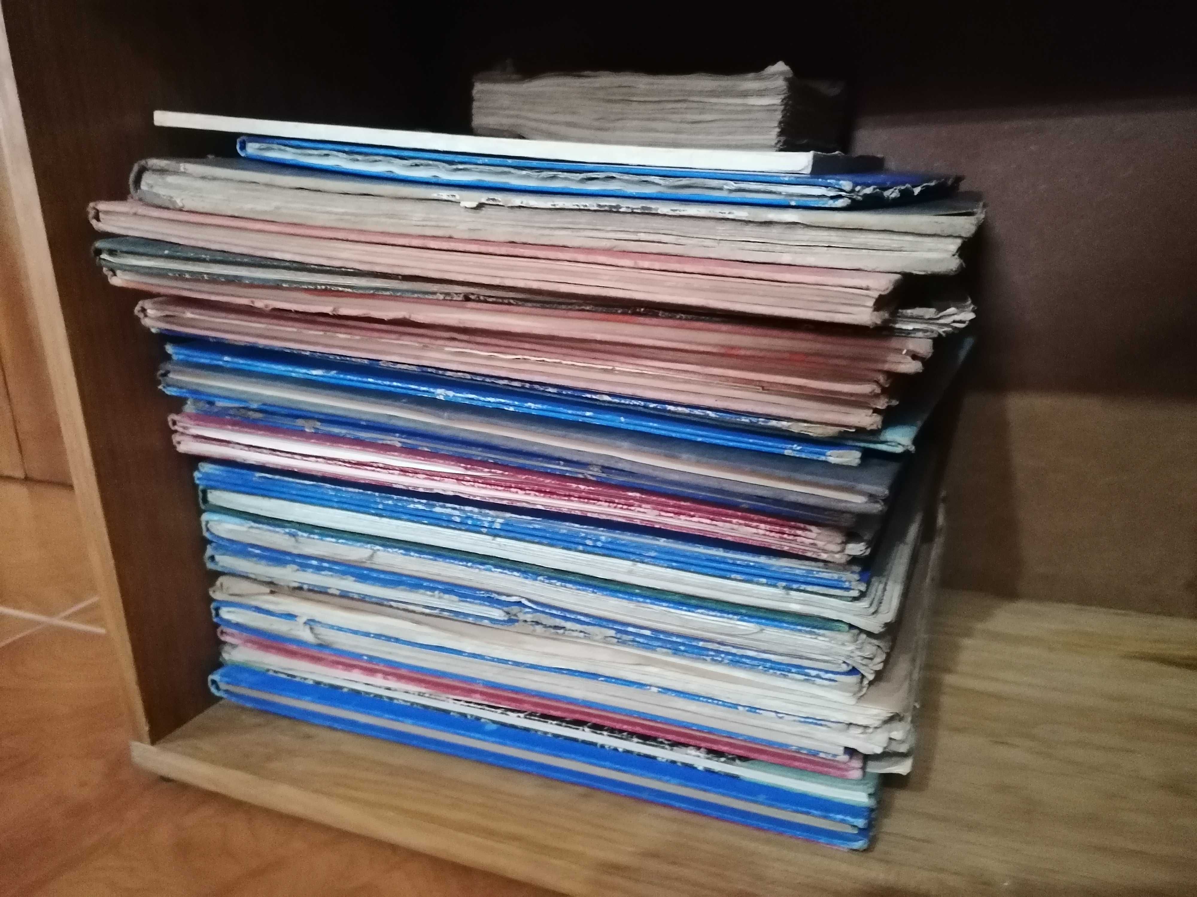 Partituras antigas manuscritas