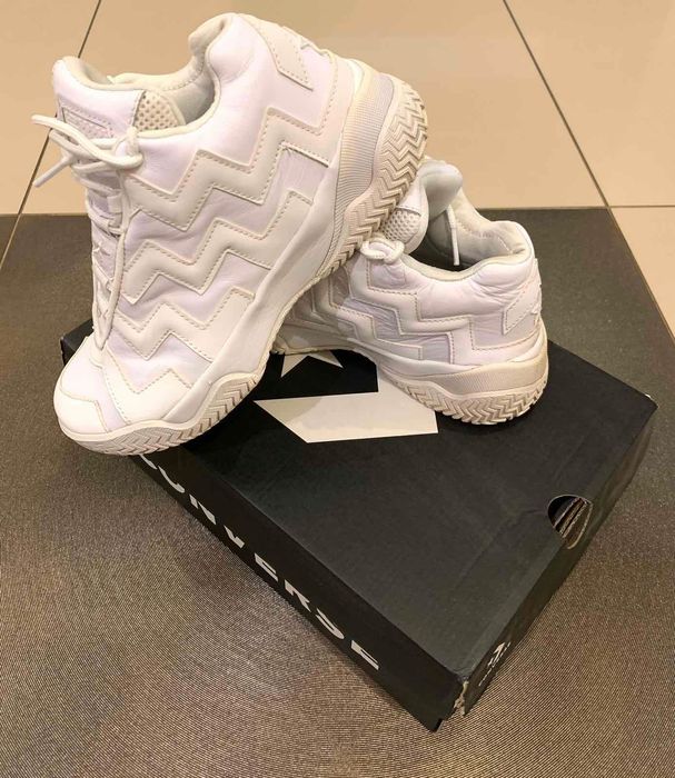 Converse всесезонні 37р. 23-23.5см