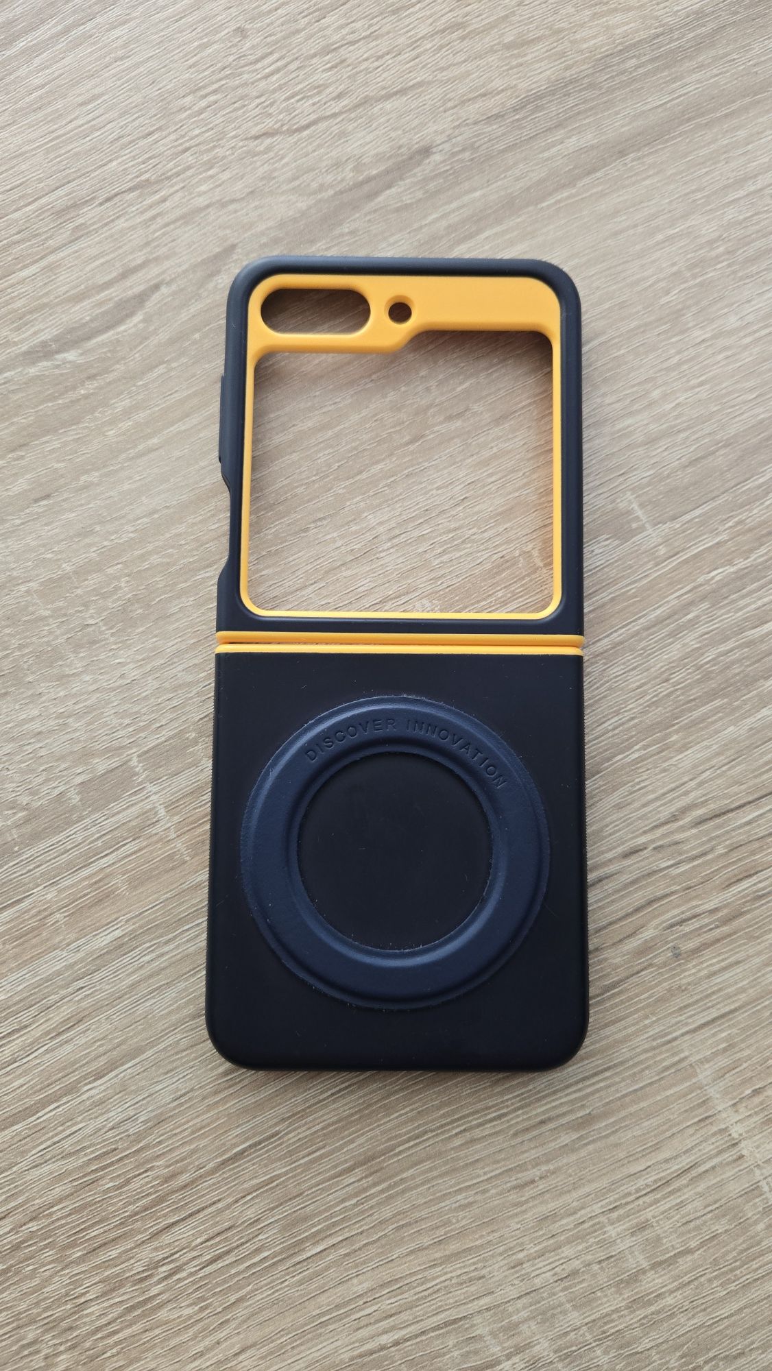 Caseology Nano Pop etui do Samsung Z Flip 5 MAGSAFE
