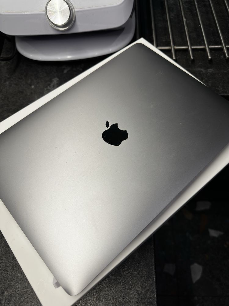 Laptop Apple MacBook Pro M1 8GB/512GB A2338