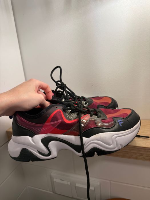 sneakersy 38 fila