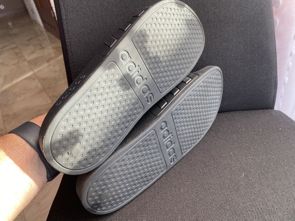 Klapki Adidas 43