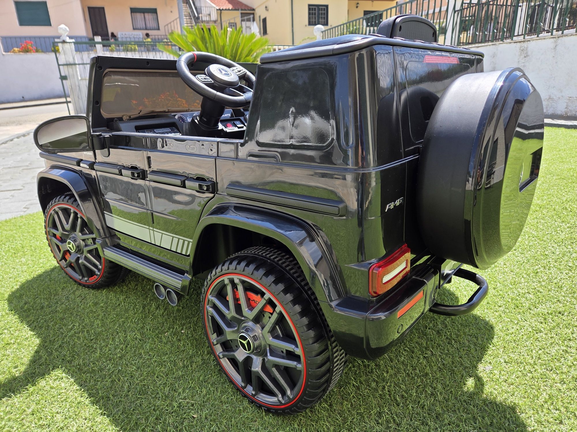Carro a bateria mercedes amg