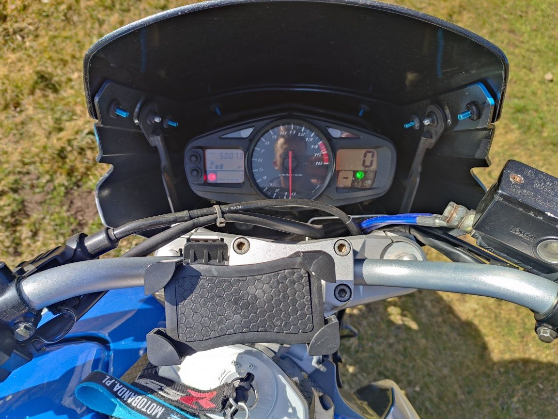 Suzuki GSR 600. 2006r.