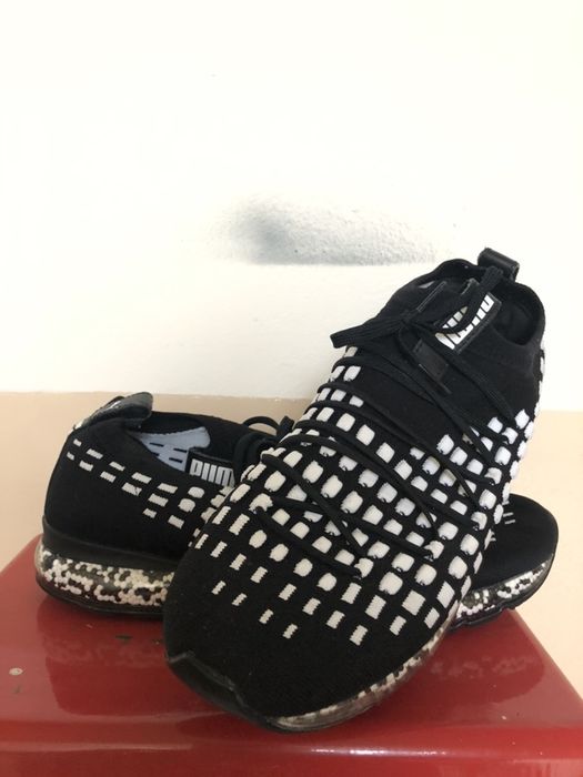 Oryginalne nietuzinkowe adidasy Puma 44,5