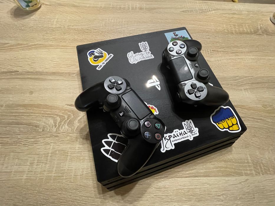 Playstation 4 pro 1 tb