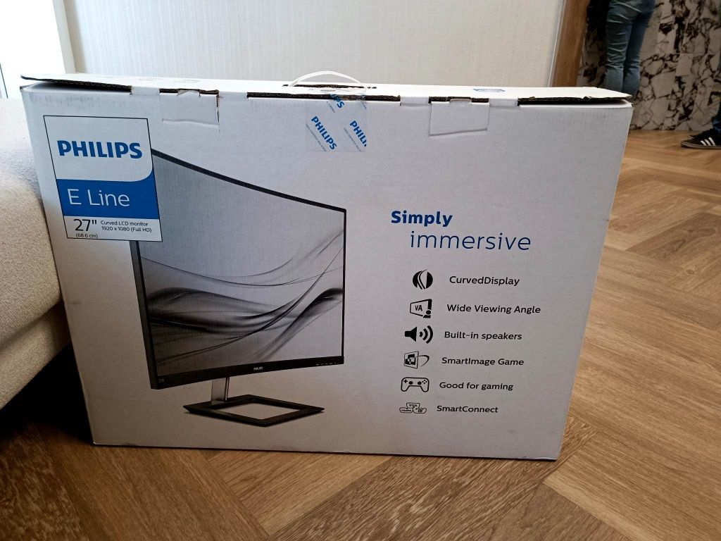 Monitor Phillips e line