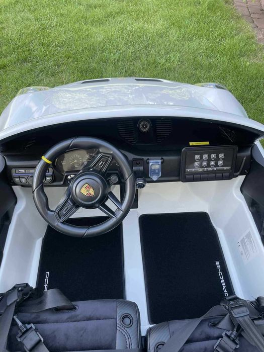 Auto Na Akumulator dwuosobowe Porsche 911 GT3 4X200 WATT 24V Pilot