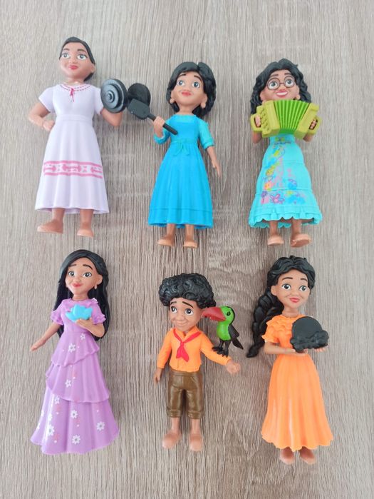 Bonecos filme Encanto Disney bolo aniversário