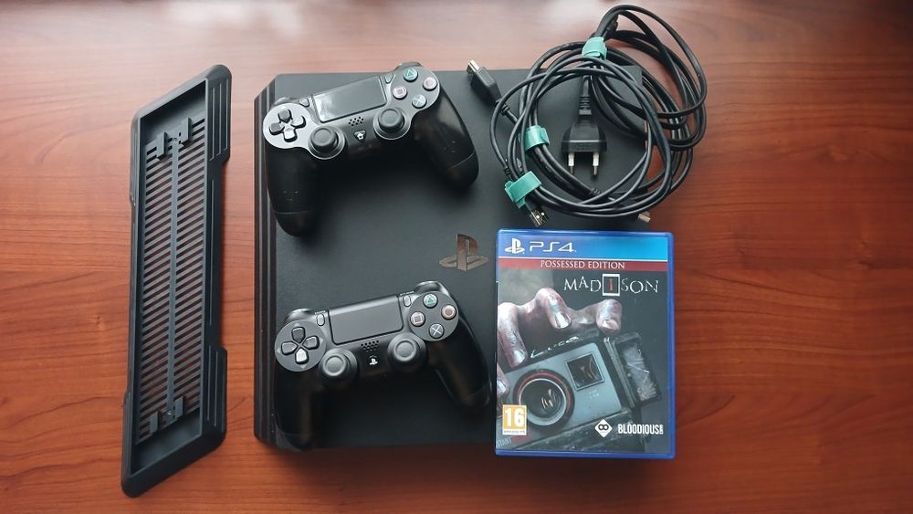 Sony Playstation 4 PRO 1 TB