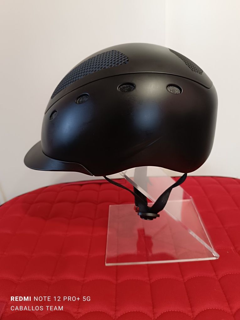 53;54;55 Kask jeździecki KnightsBridge czarny