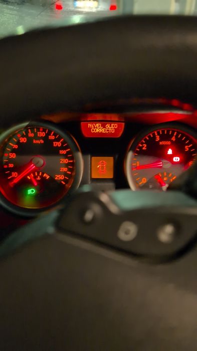 Renault Megane 2 fase 1 - NÃO LIGA, Leia! Pra vender