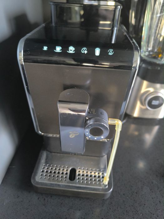 Ekspres Tchibo Esperto ze spieniaczem