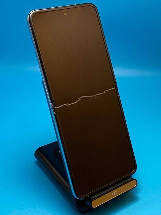 Смартфон Motorola Razr Plus 2023 8/256GB Blue (0517)
