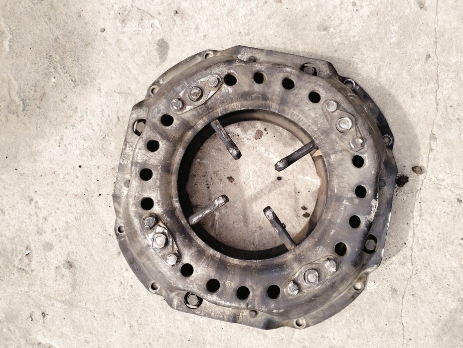 Продам корзину зчеплення ЗІЛ 130