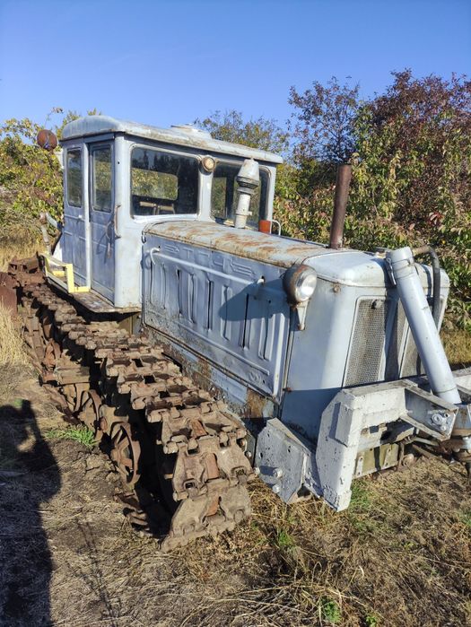 Продам трактор Т-74 бульдозер з плугом та лопатою у подарунок!