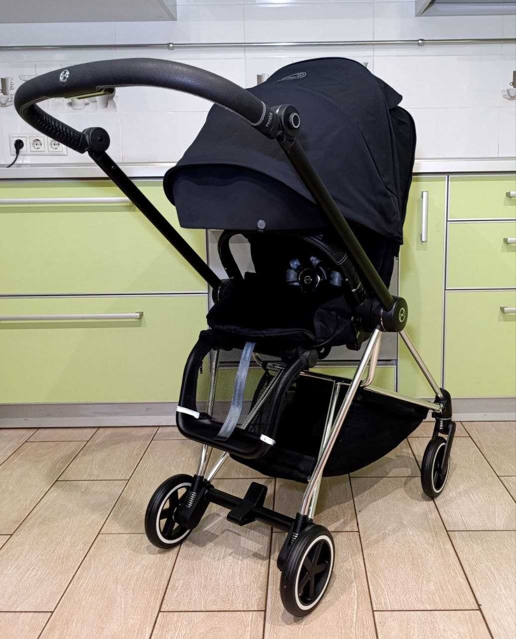 Прогулянкова коляска, 2в1, 3в1  Cybex Mios 4.0, стан нової