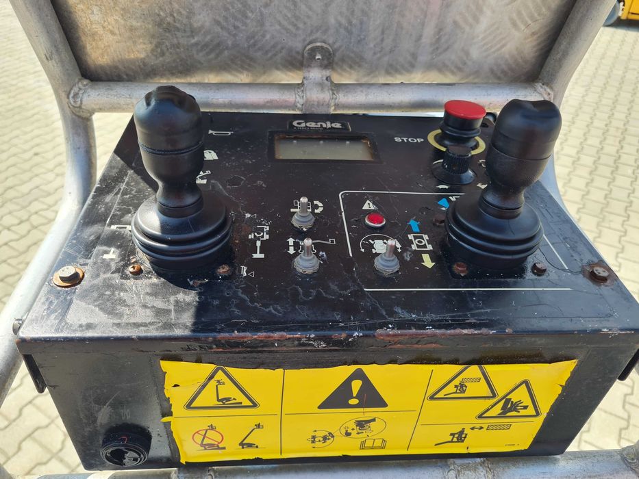 Podnośnik GENIE Z33/18 elektryczny przegubowy 2015,12m gotowy do pracy