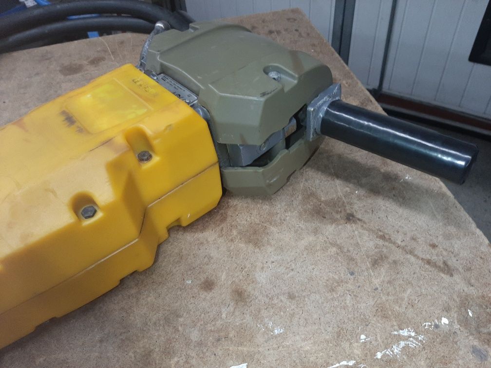 Wiertarka pneumatyczna do skał kamienia betonu Atlas Copco SRD 25E h22