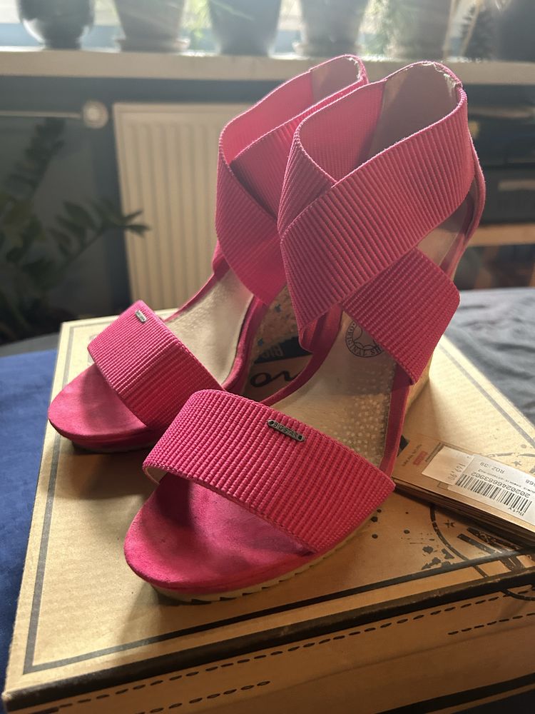 Buty na koturnie korkowej BigStar rozmiar 39