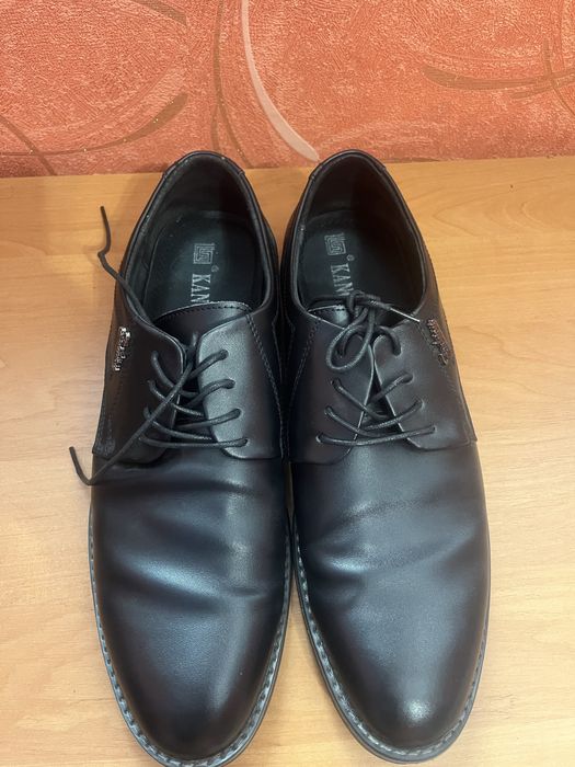 Туфили кожанные лакированные 45