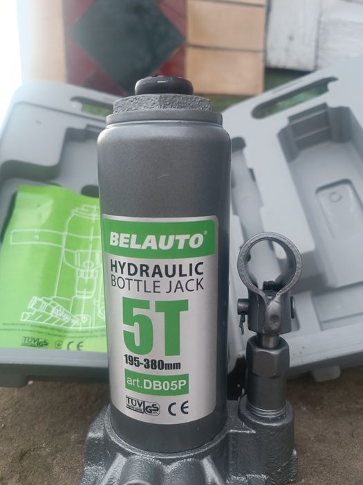 Домкрат бутилка гідравлічний (супер ціна ); 5 Тон .