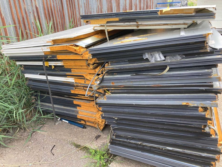 Płyta warstwowa z blachą ocynkowaną grubość - 4cm