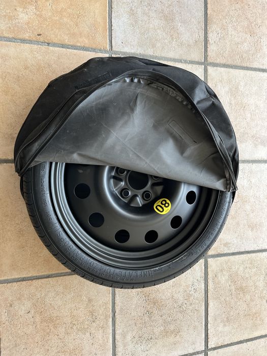 Pneu suplente tesla model 3