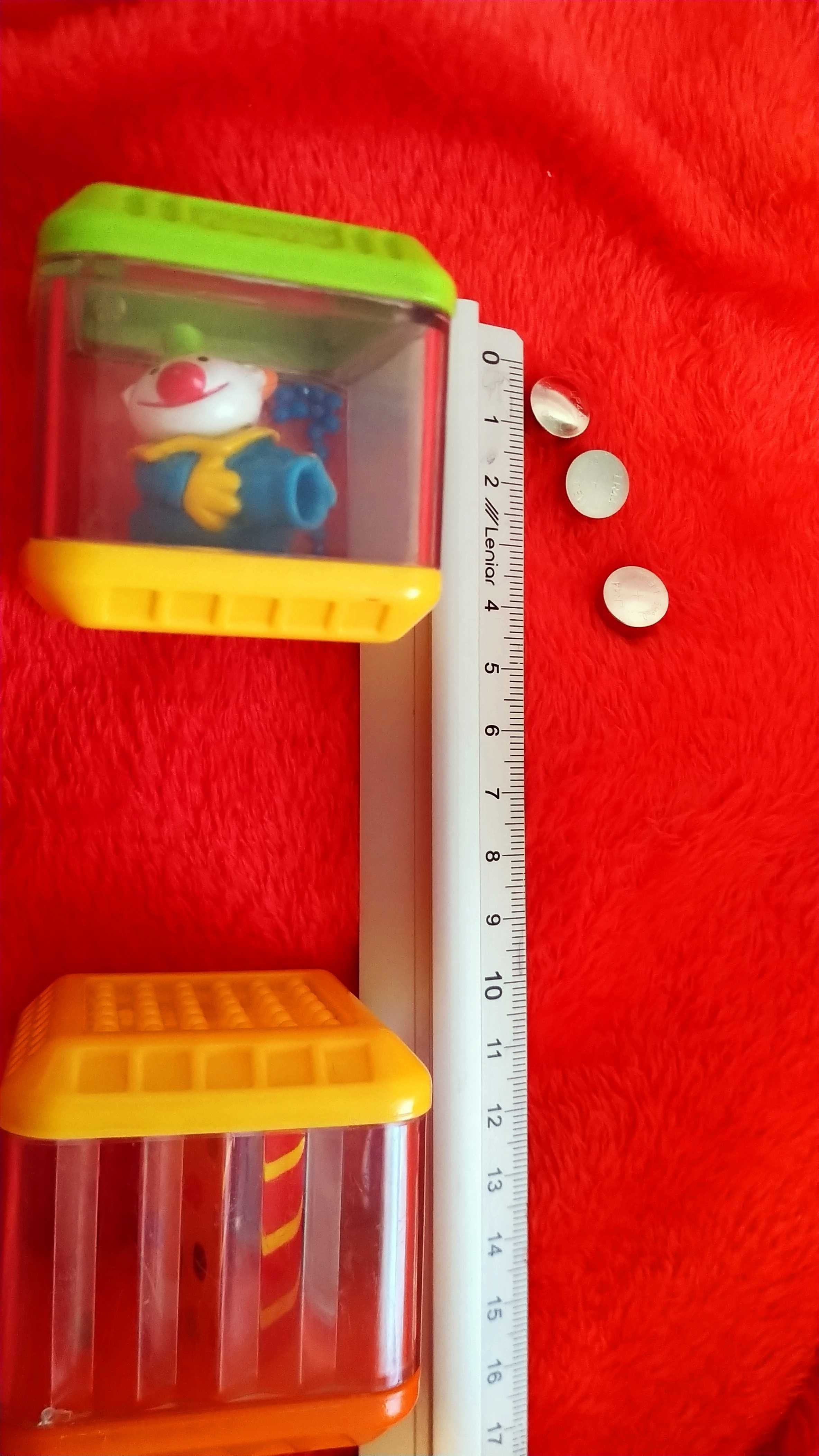 Żyrafa grająca Fisher Price z 3 klockami (bez baterii)