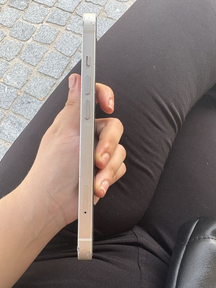 Iphone 13 bateria a 98