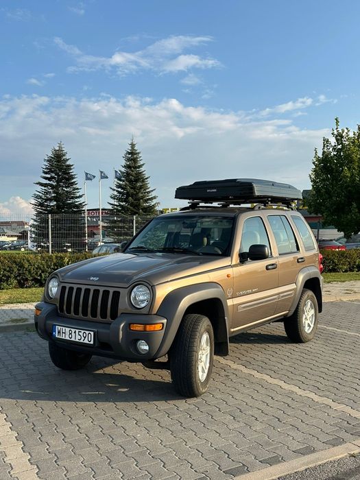 Jeep Cherokee KJ - 2,5 CRD SUPER STAN!!