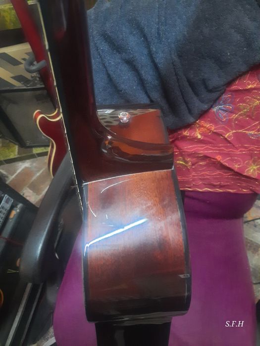 Vendo Fender Acústica CD-60 SB-DS V2