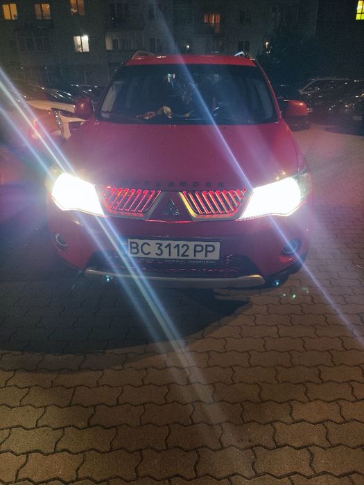 Mitsubishi outlander XL