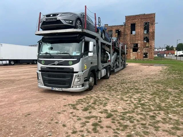 Volvo FM  VOLVO FM 460 + Rolfo formuła Autotransporter
