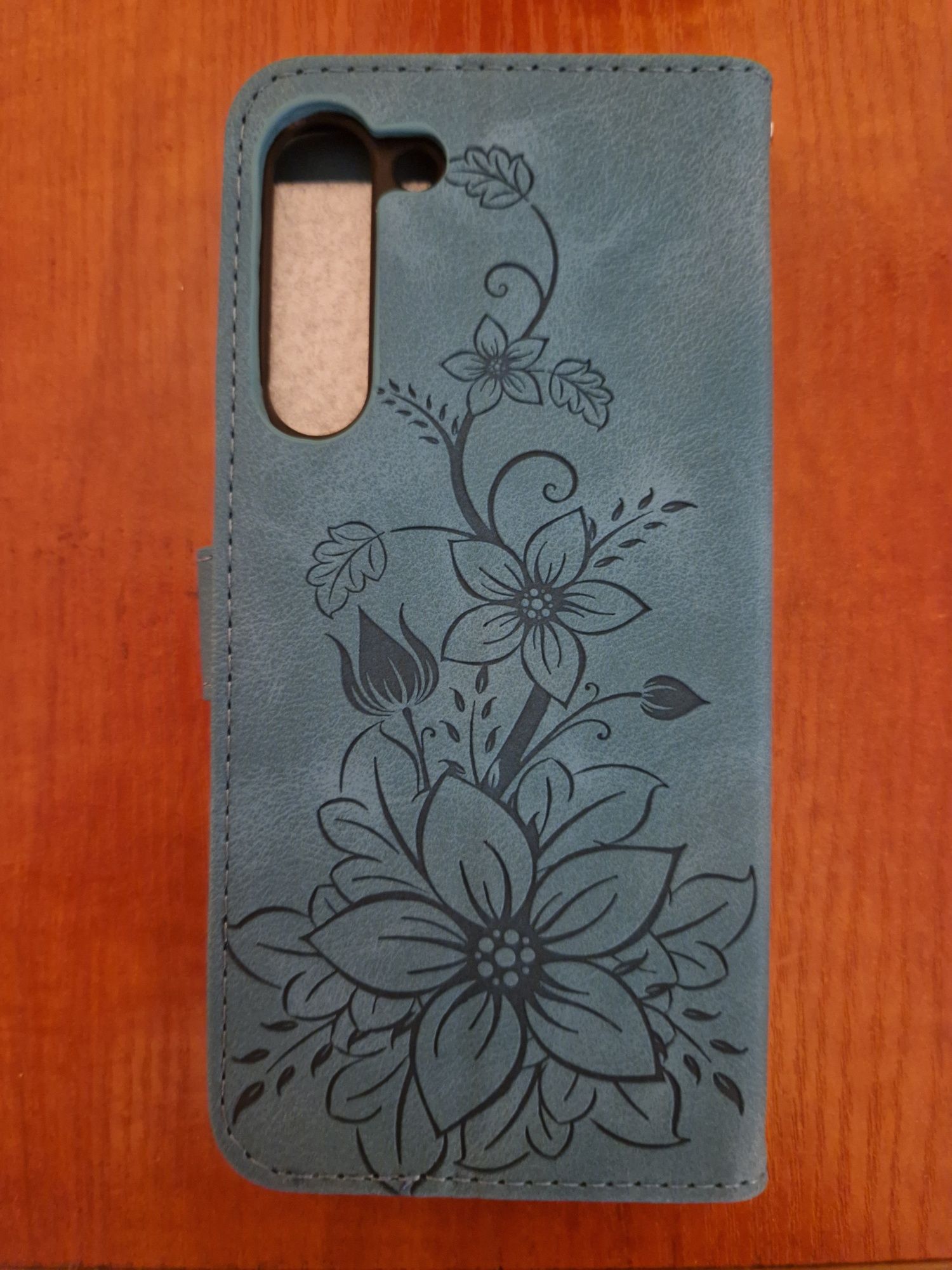 Nowe etui do telefonu