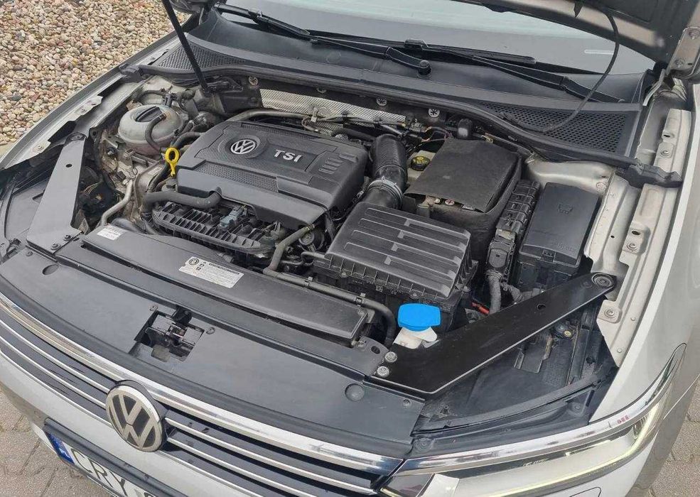 Volkswagen Passat 1.8 TSI BMT Comfortline DSG 2016 року