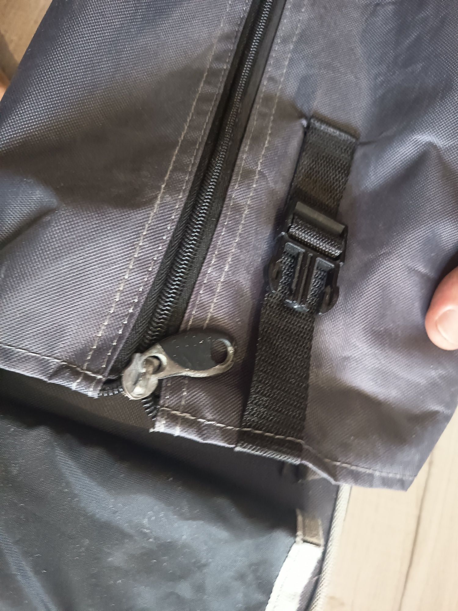Estojo para canas de pesca