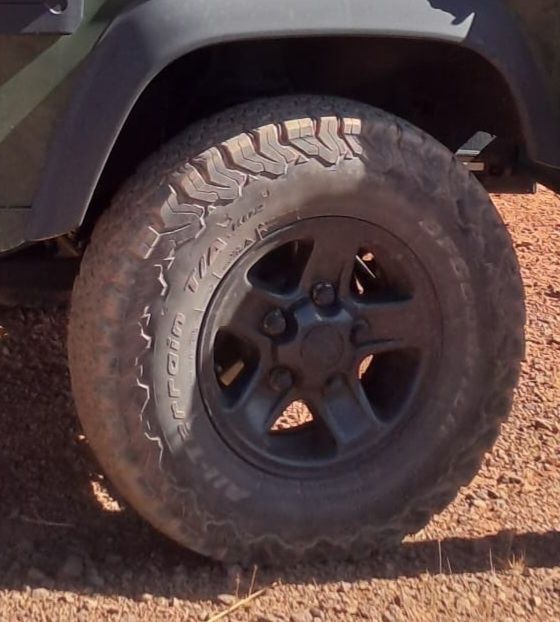 Vendo 5  jantes 16 Defender