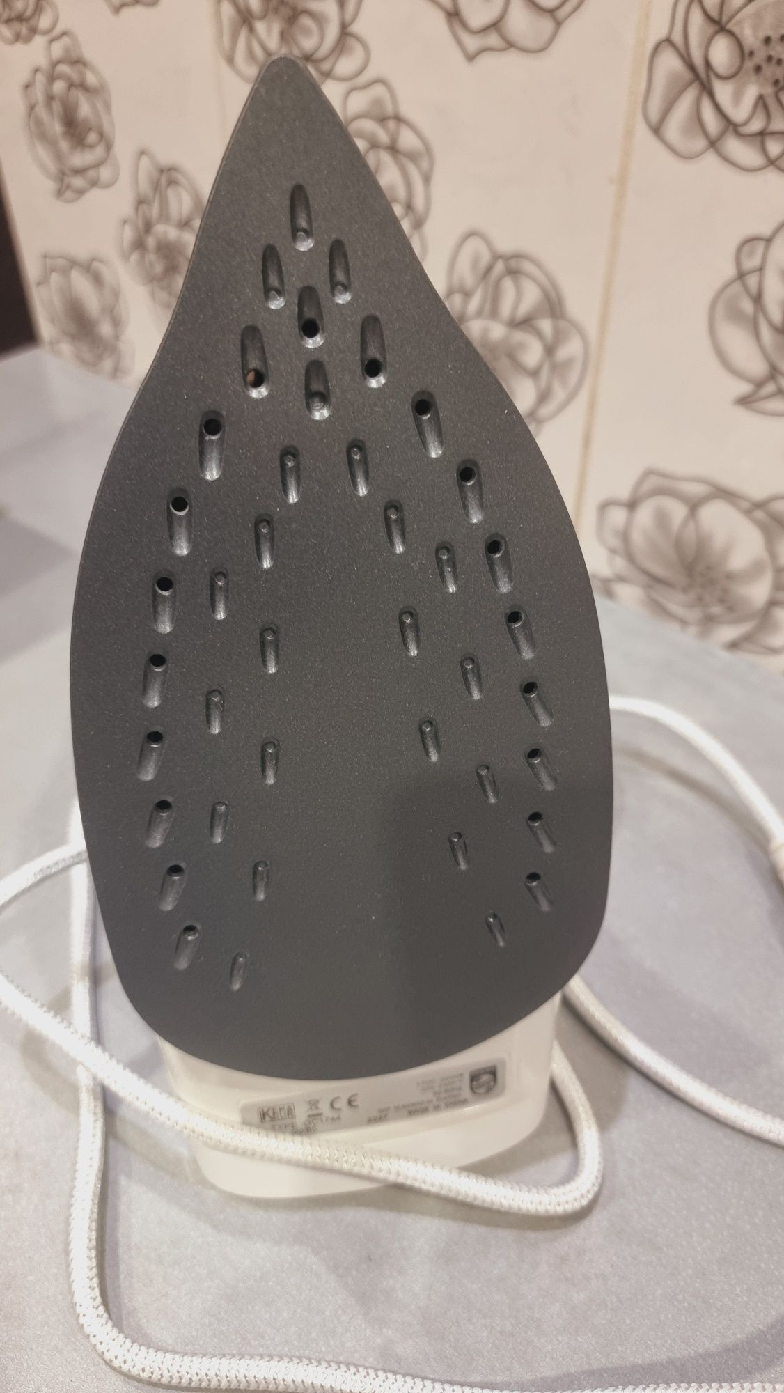 Утюг елєктрічний PHILIPS, новий.