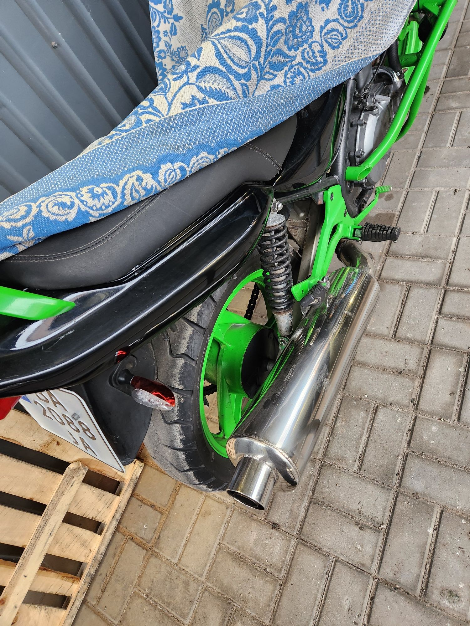 Спортбайк Kawasaki ER5