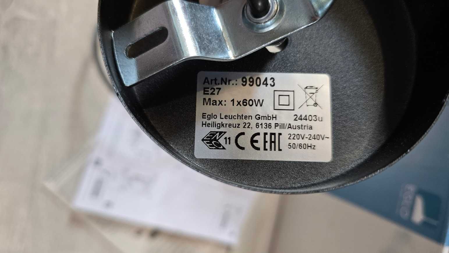 Lampa wisząca Eglo Maserlo 1-punkt E27 ze stali i tkaniny  czarna