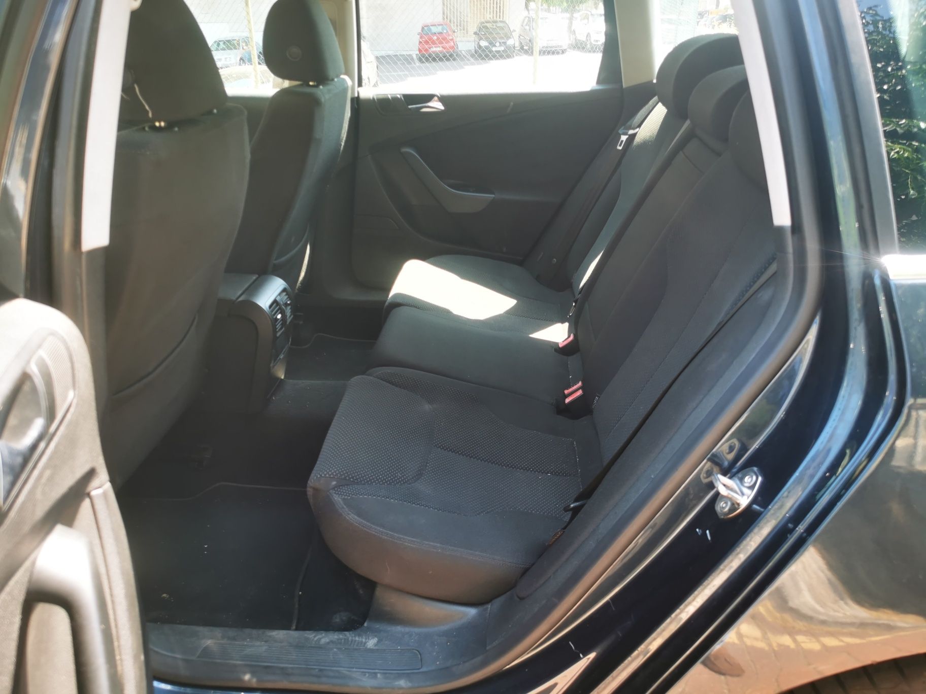 Volkswagen Passat 2.0TDI 140cv cx DSG(Automática) de 2007 iuc (antigo)